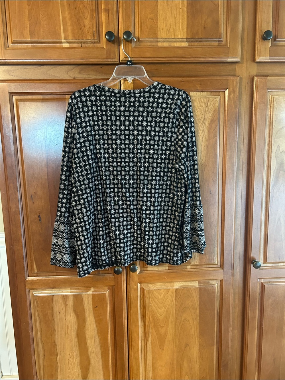 J. Jill Black and White Printed Bell-Sleeve Top - Picture 3 of 3